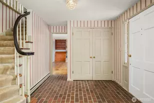7921 E Mercer Way, Mercer Island, WA 98040 - Photo 3