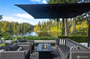 2061 E Beaver Lake Dr SE, Sammamish, WA 98075 - Photo 1