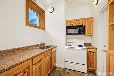 330 Keechelus Drive, Snoqualmie Pass, WA 98068 - Photo 21