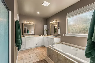 105 Pickens Street, Wenatchee, WA 98801 - Photo 17
