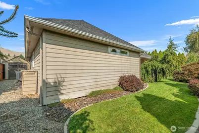 105 Pickens Street, Wenatchee, WA 98801 - Photo 39