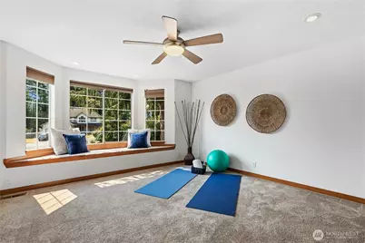 23046 NE 19th Drive, Sammamish, WA 98074 - Photo 19