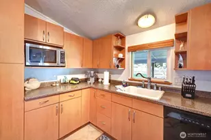 1914 321st Pl, Ocean Park, WA 98640 - Photo 9