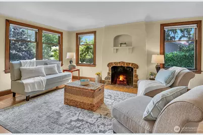 9035 11th Avenue NW, Seattle, WA 98117 - Photo 7