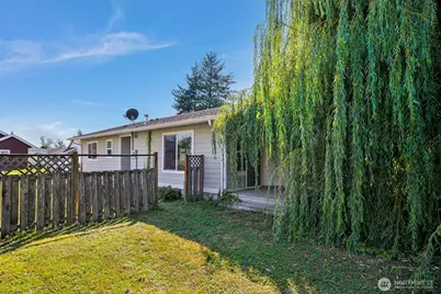 221 Front Street, Sumas, WA 98295 - Photo 1