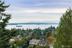4847 California Ave SW, Seattle, WA 98116 - Photo 5