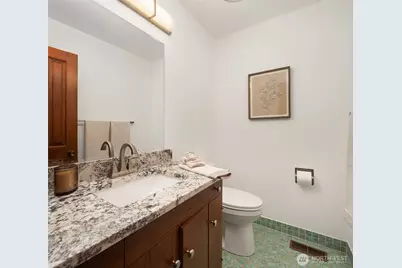 8308 Frederick Place, Edmonds, WA 98026 - Photo 25