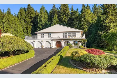 8308 Frederick Place, Edmonds, WA 98026 - Photo 3