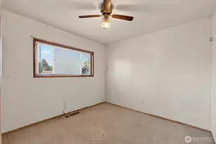 1323 E 56th St, Tacoma, WA 98404 - Photo 11