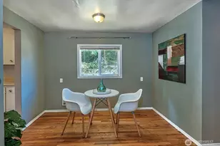 22910 Edmonds Way, Edmonds, WA 98020 - Photo 9