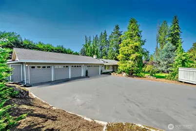 8205 NE 128th Street, Kirkland, WA 98034 - Photo 3