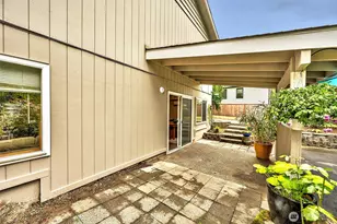 8205 NE 128th St, Kirkland, WA 98034 - Photo 35