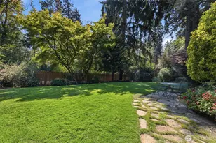 506 Azalea Ave NE, Bainbridge Island, WA 98110 - Photo 33
