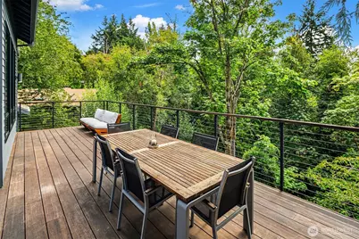 8410 SE 47th Place, Mercer Island, WA 98040 - Photo 25