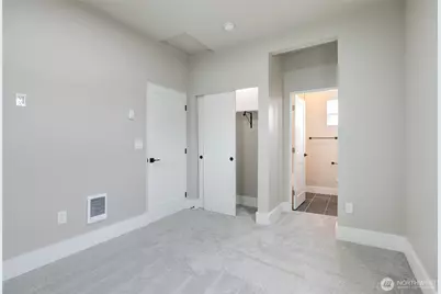 800 E Market Street, Aberdeen, WA 98520 - Photo 25
