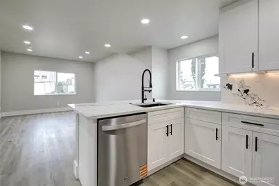 800 E Market Street, Aberdeen, WA 98520 - Photo 17