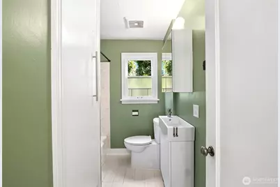 4515 49th Avenue S, Seattle, WA 98118 - Photo 17