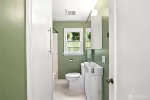 4515 49th Ave S, Seattle, WA 98118 - Photo 17
