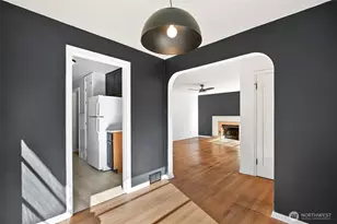 4515 49th Ave S, Seattle, WA 98118 - Photo 9
