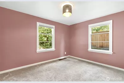 4515 49th Avenue S, Seattle, WA 98118 - Photo 15