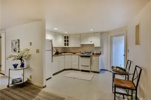 4022 59th Ave SW, Seattle, WA 98116 - Photo 3