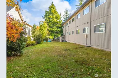 936 N 198th Street, Shoreline, WA 98133 - Photo 9