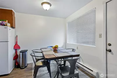 936 N 198th Street, Shoreline, WA 98133 - Photo 15