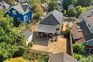 4117 Eastern Ave N, Seattle, WA 98103 - Photo 39