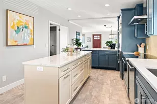 4117 Eastern Ave N, Seattle, WA 98103 - Photo 13
