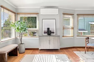 4117 Eastern Ave N, Seattle, WA 98103 - Photo 7