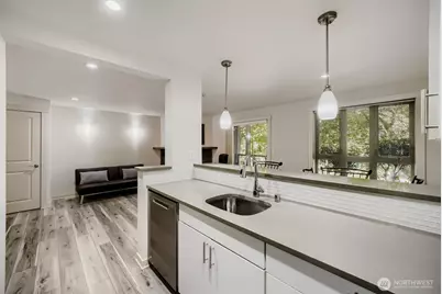 15291 NE 82nd Street #102, Redmond, WA 98052 - Photo 15