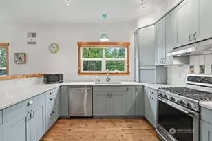 225 Bowery Loop, Langley, WA 98260 - Photo 13