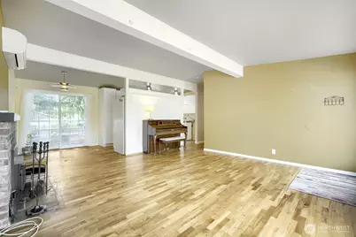 3707 SW 105th Street, Seattle, WA 98146 - Photo 3