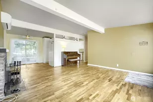 3707 SW 105th St, Seattle, WA 98146 - Photo 3