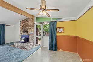 3827 S 176th St, Seattle, WA 98188 - Photo 5