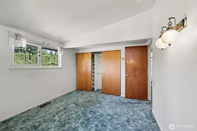 3827 S 176th Street, Seattle, WA 98188 - Photo 11