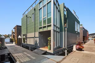 2821 Fairview Ave E, Seattle, WA 98102 - Photo 35