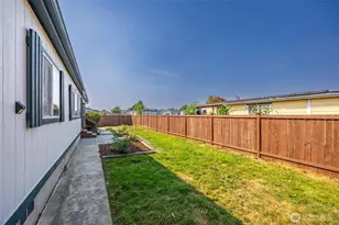 1810 N 33rd Pl, Mount Vernon, WA 98273 - Photo 5