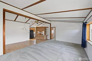 1810 N 33rd Pl, Mount Vernon, WA 98273 - Photo 11