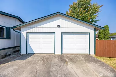 1810 N 33rd Place, Mount Vernon, WA 98273 - Photo 3