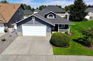 727 SE Magnoni Dr, College Place, WA 99324 - Photo 1