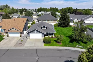 727 SE Magnoni Dr, College Place, WA 99324 - Photo 29