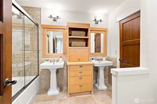 328 10th Ave W, Kirkland, WA 98033 - Photo 25