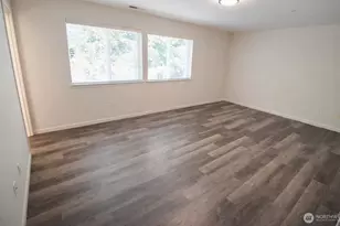 1160 Hudson St, DuPont, WA 98327 - Photo 7
