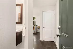 13835 NE 69th St, Redmond, WA 98052 - Photo 3