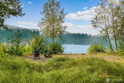 9267 Upper Frost Creek Road, Maple Falls, WA 98266 - Photo 13