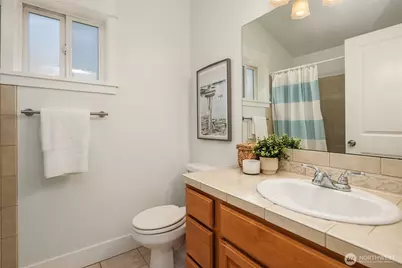 14356 19th Avenue NE, Seattle, WA 98125 - Photo 19