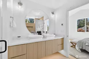 1216 NE 100th St, Seattle, WA 98125 - Photo 35