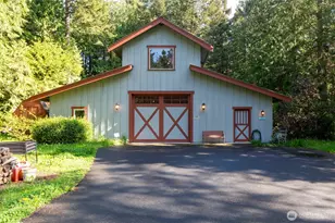 702 San Juan Dr, San Juan Island, WA 98250 - Photo 35