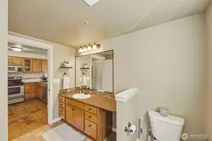 680 32nd St, Bellingham, WA 98225 - Photo 5